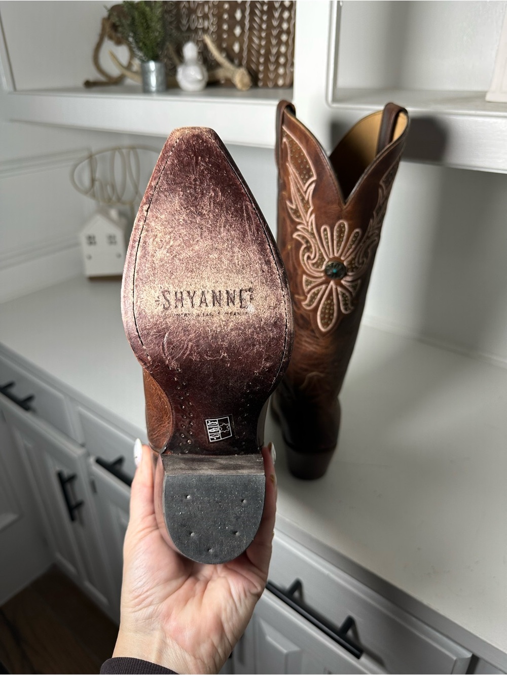 **SOLD**Shyanne Tall Cowboy Boots Womens 7 Brown Leather Western Studded Cowgirl - Picture 9 of 10